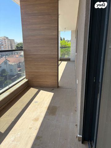 דירה, הפלמ"ח 24, רמת ורבר, פתח תקווה