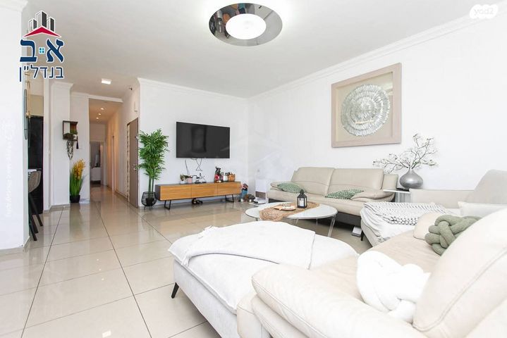 דירה, דרך הים, כרמל מערבי, חיפה