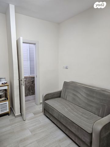 דירה, רח' הנשיא צפון, חדרה