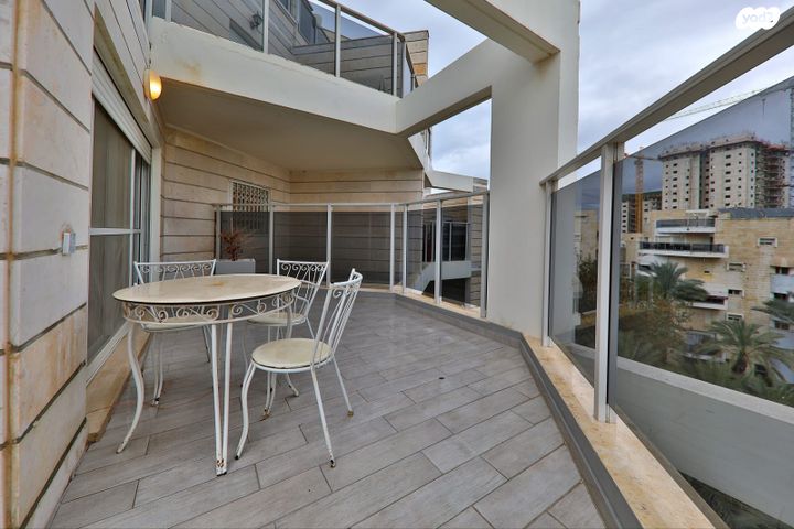 גג/ פנטהאוז, יקינטון, קרית ביאליק