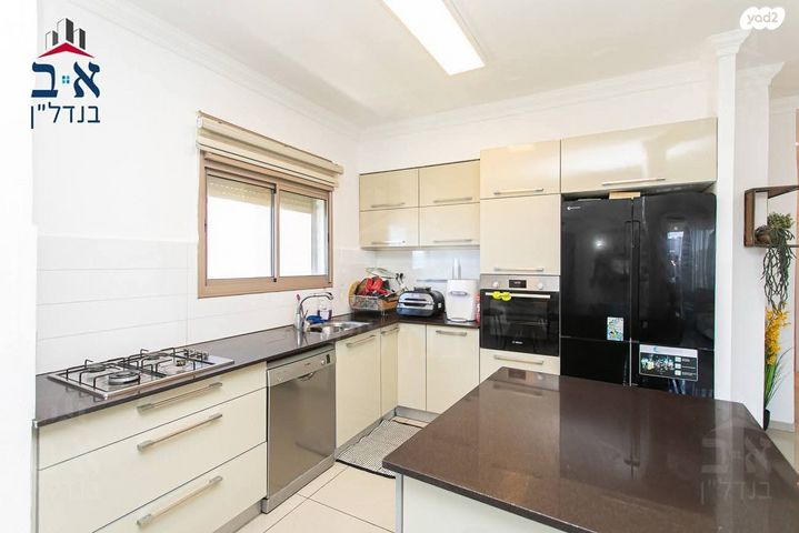 דירה, דרך הים, כרמל מערבי, חיפה