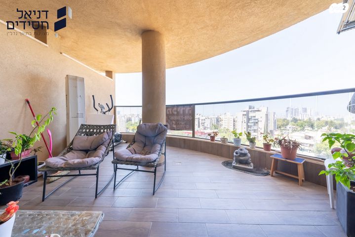 דירה, עוזי נרקיס, קרית רבין, חולון