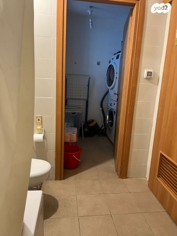 דירה, ניסים אלוני, צמרות איילון, פארק צמרת, תל אביב יפו