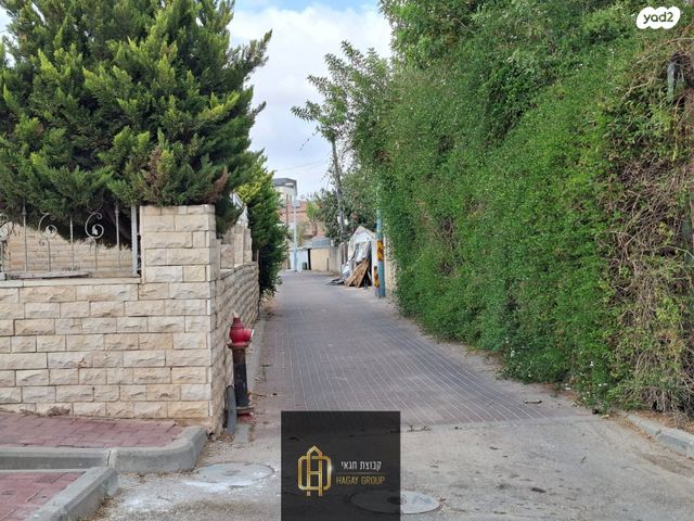 דו משפחתי, הרב מוהילבר 4, המרכז האזרחי, רמלה