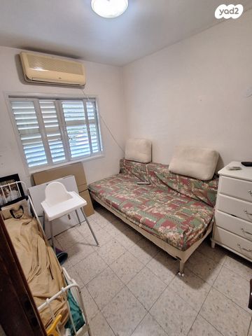 דירה, גיורא יוספטל, גיורא, רמלה