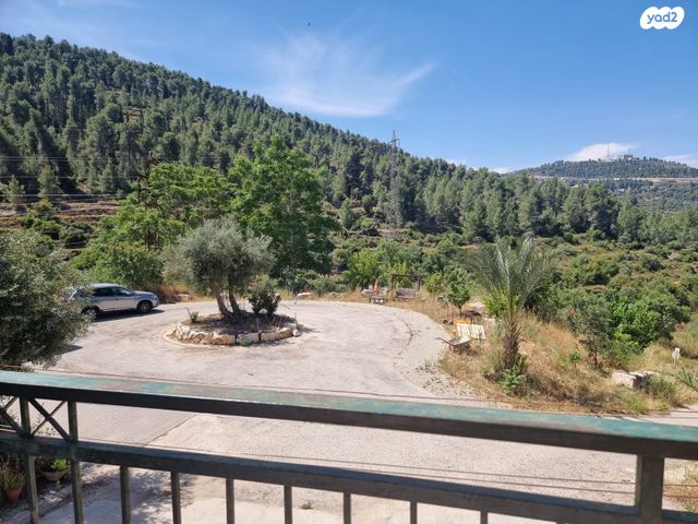 משק חקלאי/ נחלה, דרך עין כרם, בית זית