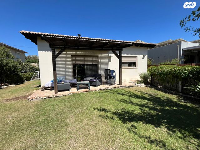 בית פרטי/ קוטג', אלון, לוטם, לוטם