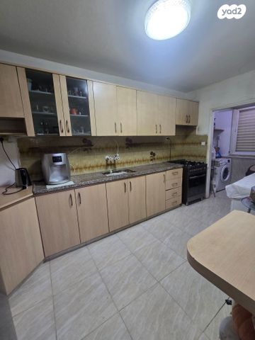 דירה, זלמן שז"ר, קרית ים א', קרית ים