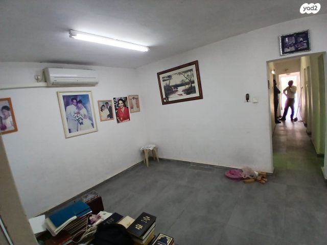 דו משפחתי, אופקים