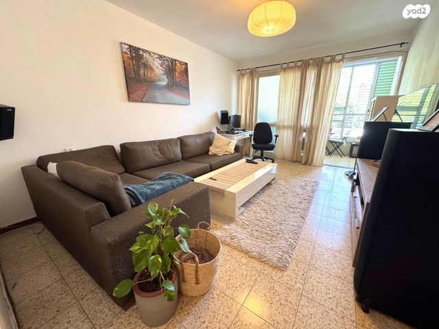 י.ל. גורדון 14