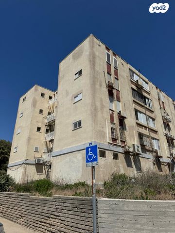 דירה, שדרות הנשיא טרומן 30, קרית חיים מערבית, חיפה