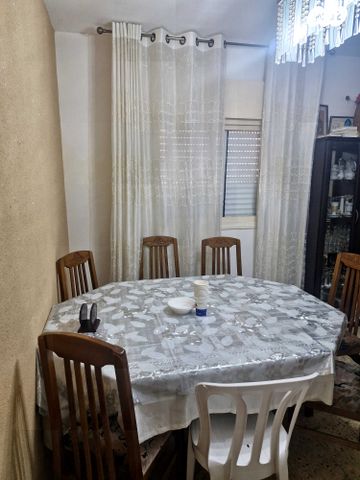 דירה, ארלוזורוב 78, הדר מרכז, חיפה