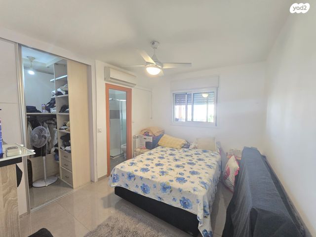 דירה, שמעון בן חמו, חומת שמואל, הר חומה, ירושלים