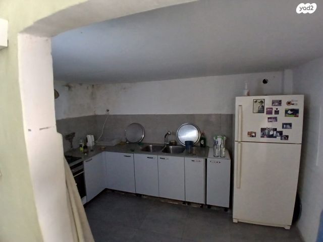 דו משפחתי, אופקים