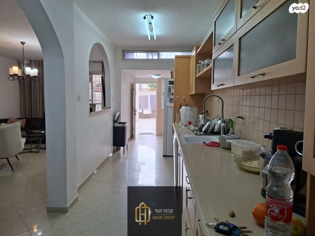 דו משפחתי, הרב מוהילבר 4, המרכז האזרחי, רמלה