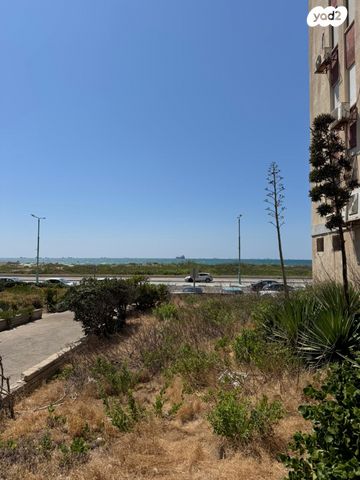 דירה, שדרות הנשיא טרומן 30, קרית חיים מערבית, חיפה