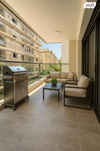 דירה, בר אילן 45, רעננה