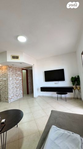 דירה, שדרות בר יהודה 12, קרית מלאכי