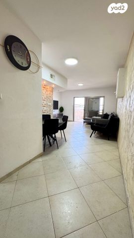 דירה, שדרות בר יהודה 12, קרית מלאכי