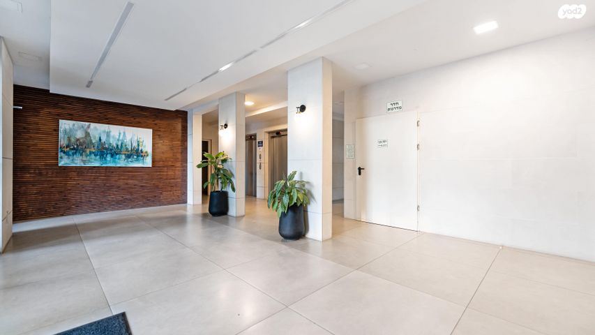 דירה, אהבת אדם, שרונה, כפר יונה