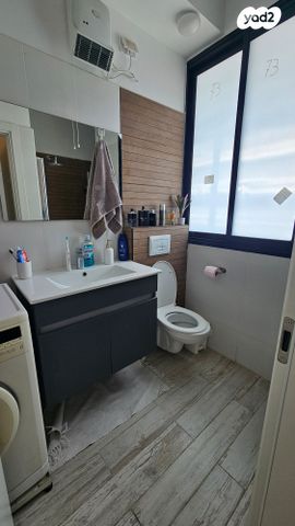 גג/ פנטהאוז, הרב יצחק הלוי, גרין ועם, חולון