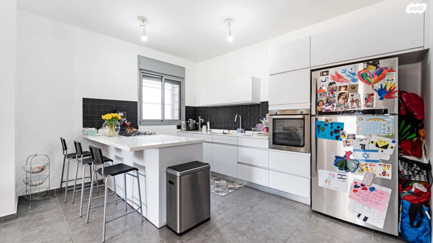 דירה, אהבת אדם, שרונה, כפר יונה