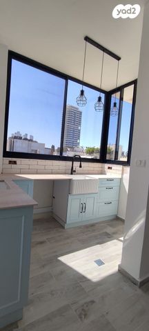 גג/ פנטהאוז, גורדון, הצפון הישן - דרום, תל אביב יפו