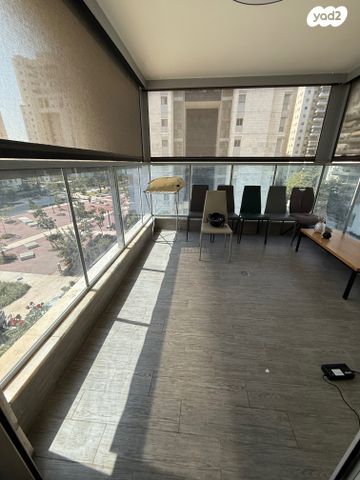 דירה, יעקב פיכמן, ח-501, חולון