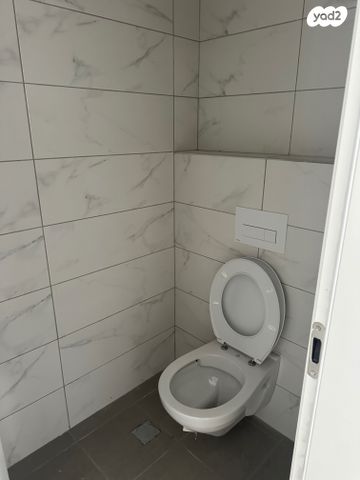 גג/ פנטהאוז, שיכון ותיקים, חולון