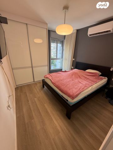 דירה, יעקב פיכמן, ח-501, חולון