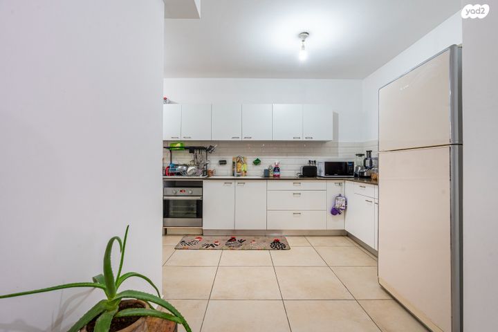 דירה, שוהם 76, אבני חן, חריש