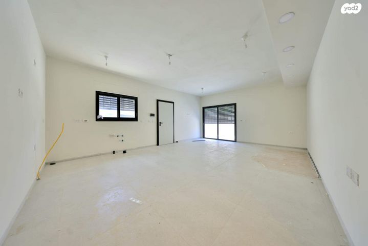 דו משפחתי, סיגליות, אפק, קרית ביאליק