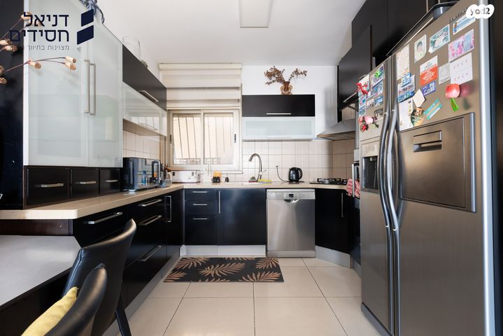 דירה, עוזי נרקיס, קרית רבין, חולון