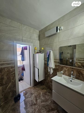 דירה, רח' הנשיא צפון, חדרה