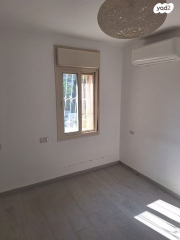 דירה, אברהם אלמליח 145, קטמונים, ירושלים