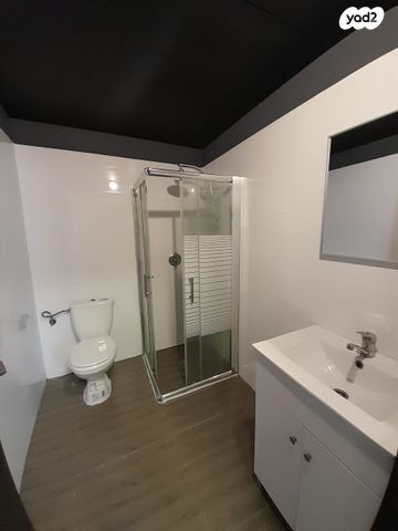 דירה, כיאט 1, שער פלמר, תחנת רכבת השמונה, חיפה