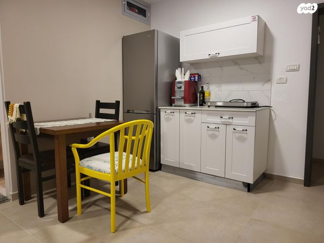 דירת גן, הרב משה כהן, שיכון א, טבריה