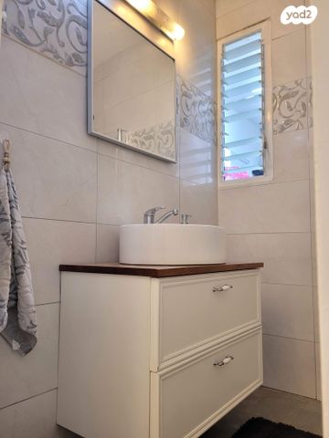 דירה, גמלא, החורש, חריש