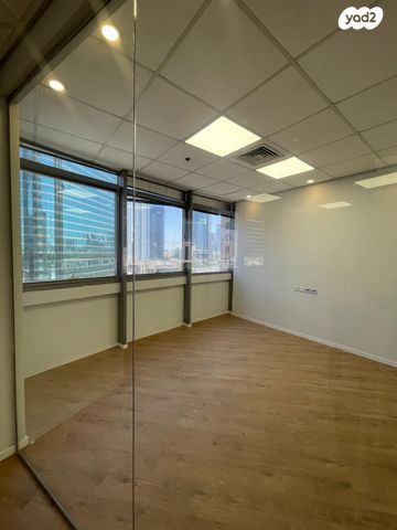 משרדים, בורסה, רמת גן