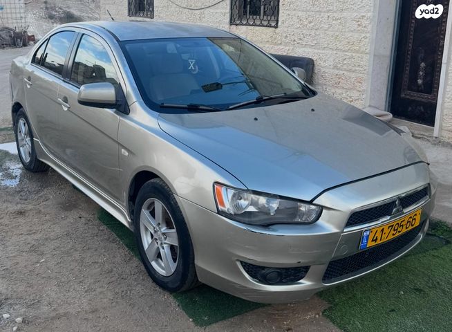 מודעת רכב מיצובישי לנסר