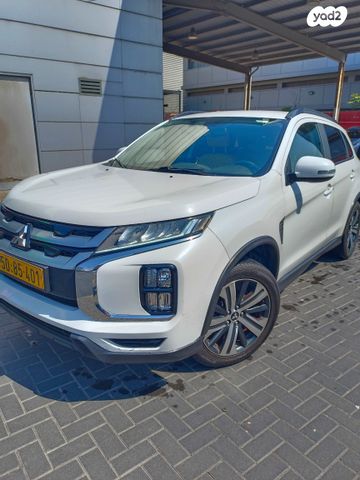 מודעת רכב מיצובישי ASX