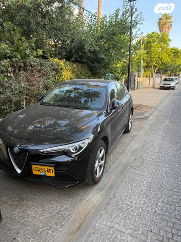 מודעת רכב אלפא רומיאו סטלביו