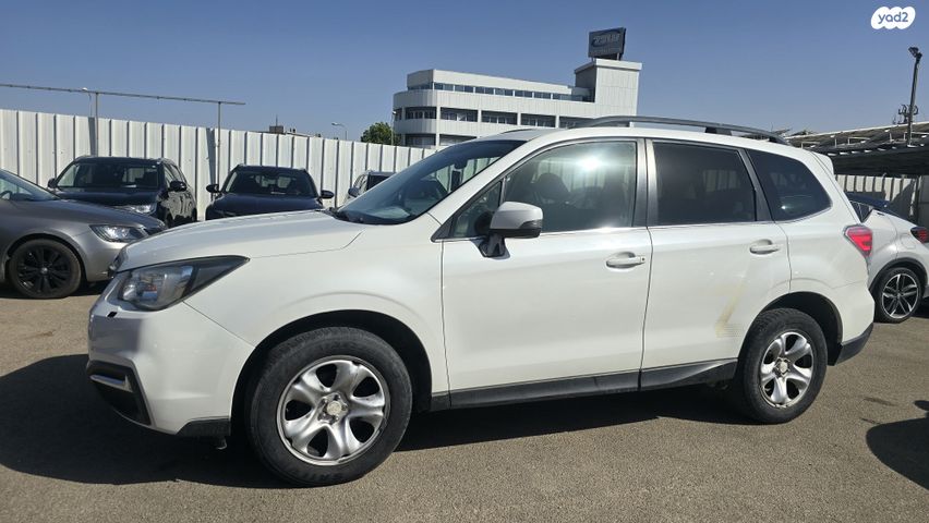 סובארו פורסטר