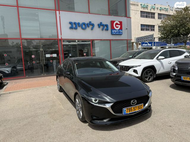מודעת רכב מאזדה 3