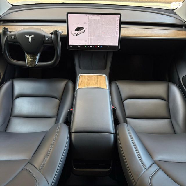 טסלה מודל 3