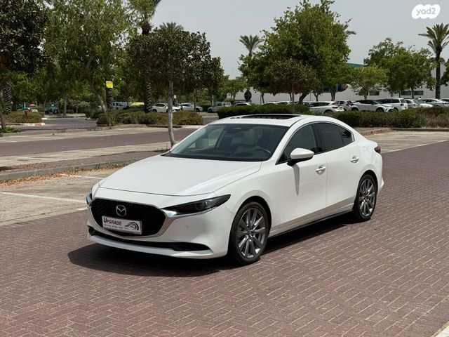 מודעת רכב מאזדה 3