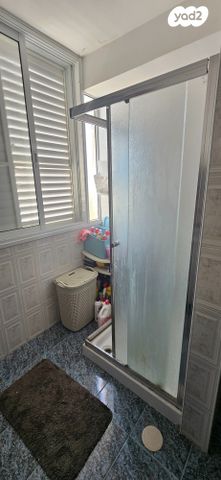 דירה, שדרות העצמאות 42, לב העיר, בת ים