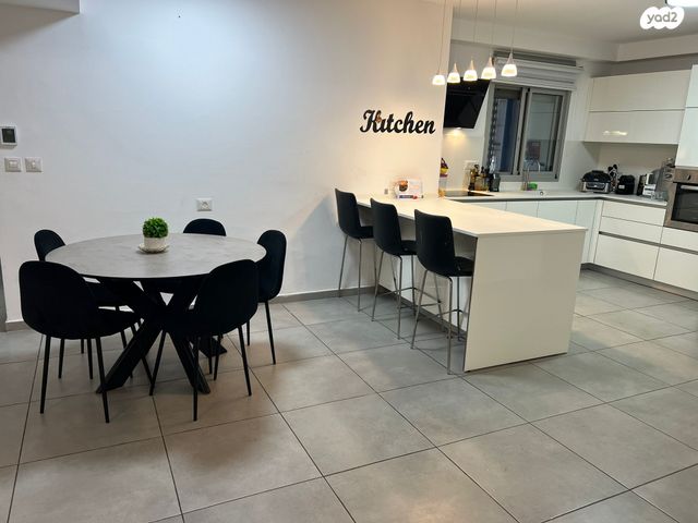 דירה, עפרה חזה 8, משכנות האומנים, קרית מוצקין