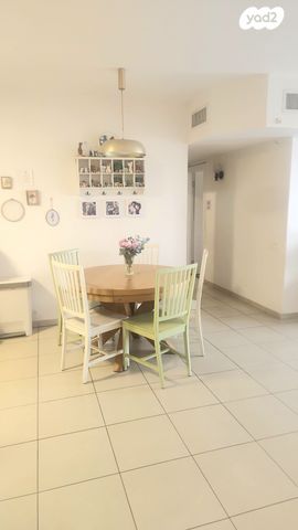 דירה, זלמן שז"ר 9, מתחם 200, הוד השרון