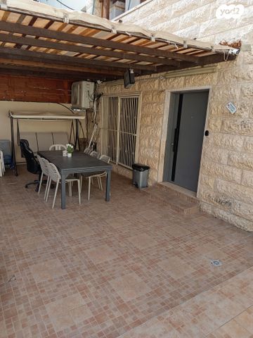 דו משפחתי, רמב"ם 35, רמת משה / בית שמש הוותיקה, בית שמש